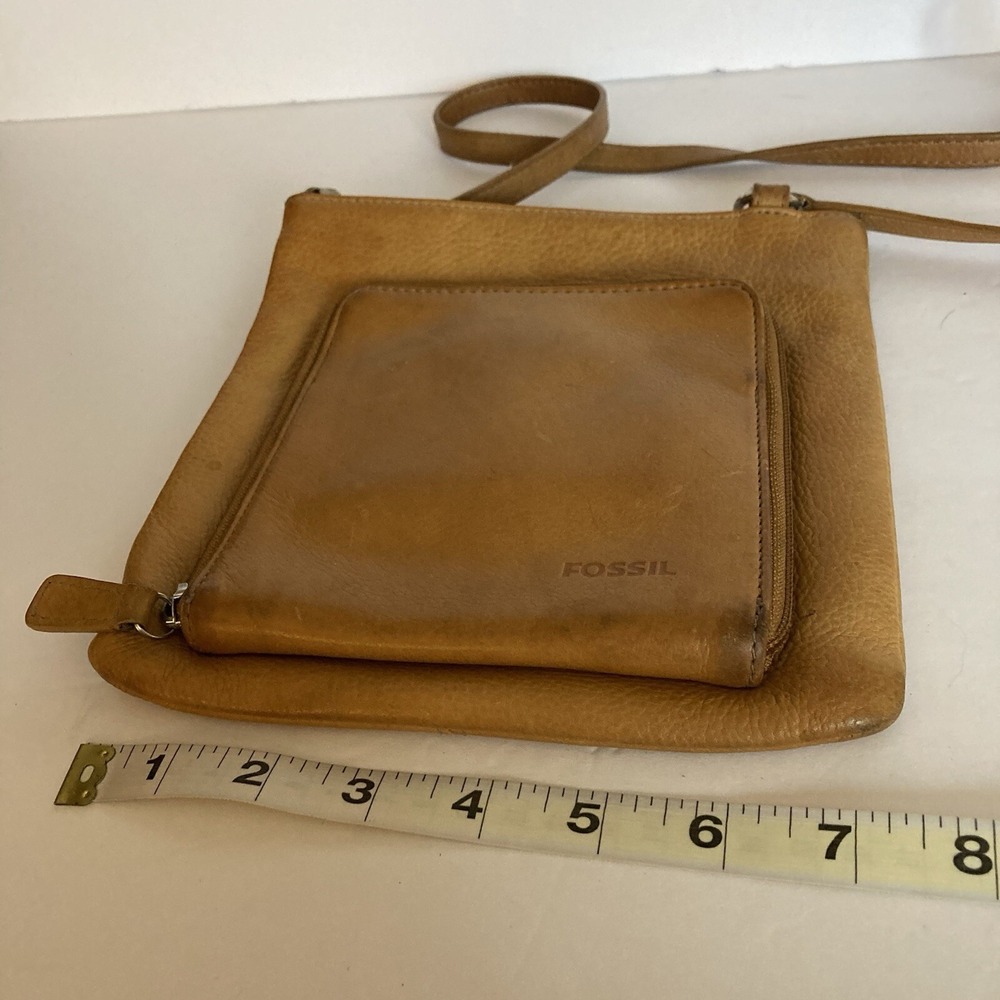 Fossil Whiskey Saddle Brown Leather Crossbody Shoulder Bag Zip Pockets Organizer - Picture 11 of 12